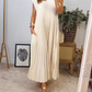⏳Limited-time 50% off⏰Sleeveless Pleated Simple Solid Color Dress👗